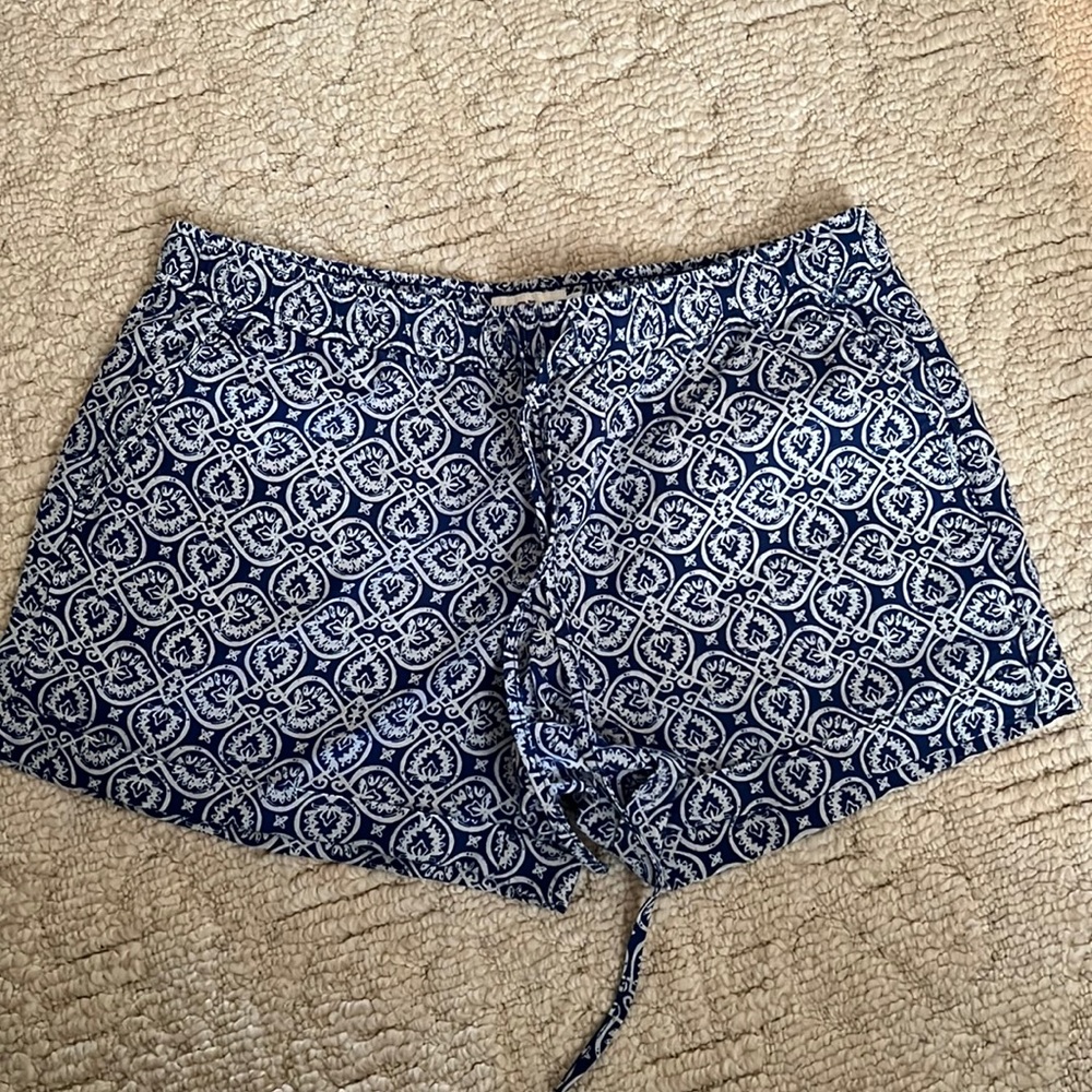 Vineyard vines shorts
